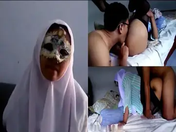Bokep Jilbab Jilbab Putih Layani Bos Suami Kost poster