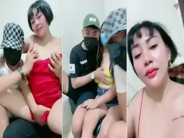 Tante Kina Live Mabok Digenjot Dua Brondong Ganas Abis poster